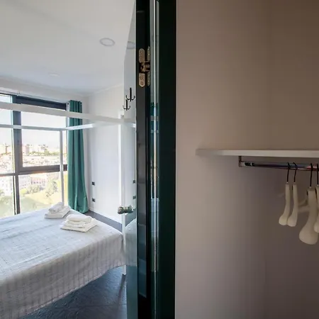 225 - La Corte Luxury Apartment, Centro Citta Con Vista Panoramica E Parcheggio Privato Gratuito Incluso Apartment Genua