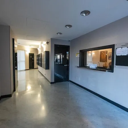 225 - La Corte Luxury Apartment, Centro Citta Con Vista Panoramica E Parcheggio Privato Gratuito Incluso