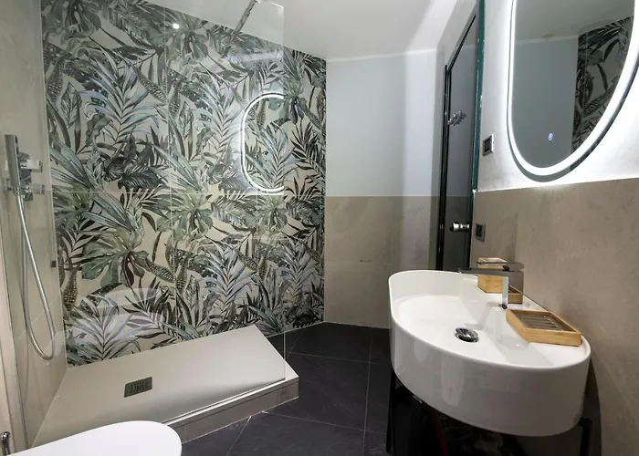 225 - La Corte Luxury Apartment, Centro Citta Con Vista Panoramica E Parcheggio Privato Gratuito Incluso