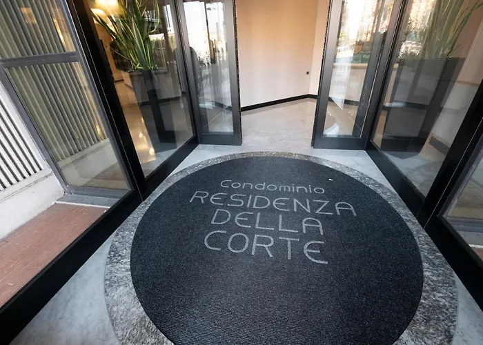 225 - La Corte Luxury Apartment, Centro Citta Con Vista Panoramica E Parcheggio Privato Gratuito Incluso 아파트 *