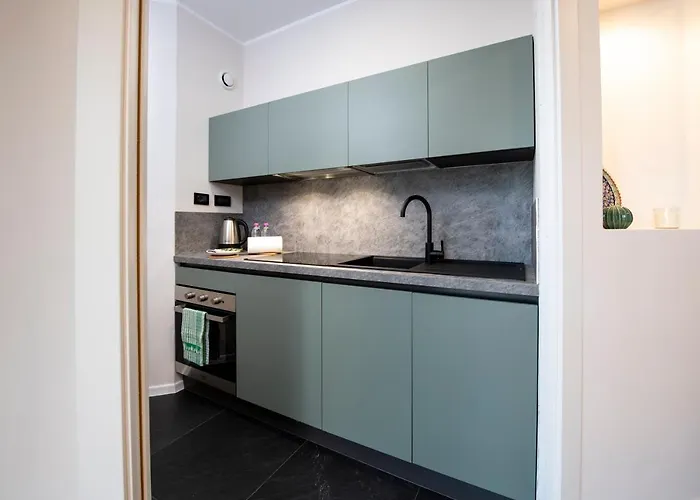 225 - La Corte Luxury Apartment, Centro Citta Con Vista Panoramica E Parcheggio Privato Gratuito Incluso *